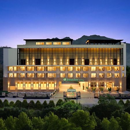 Lemon Tree Hotel, Rishikesh Exterior photo