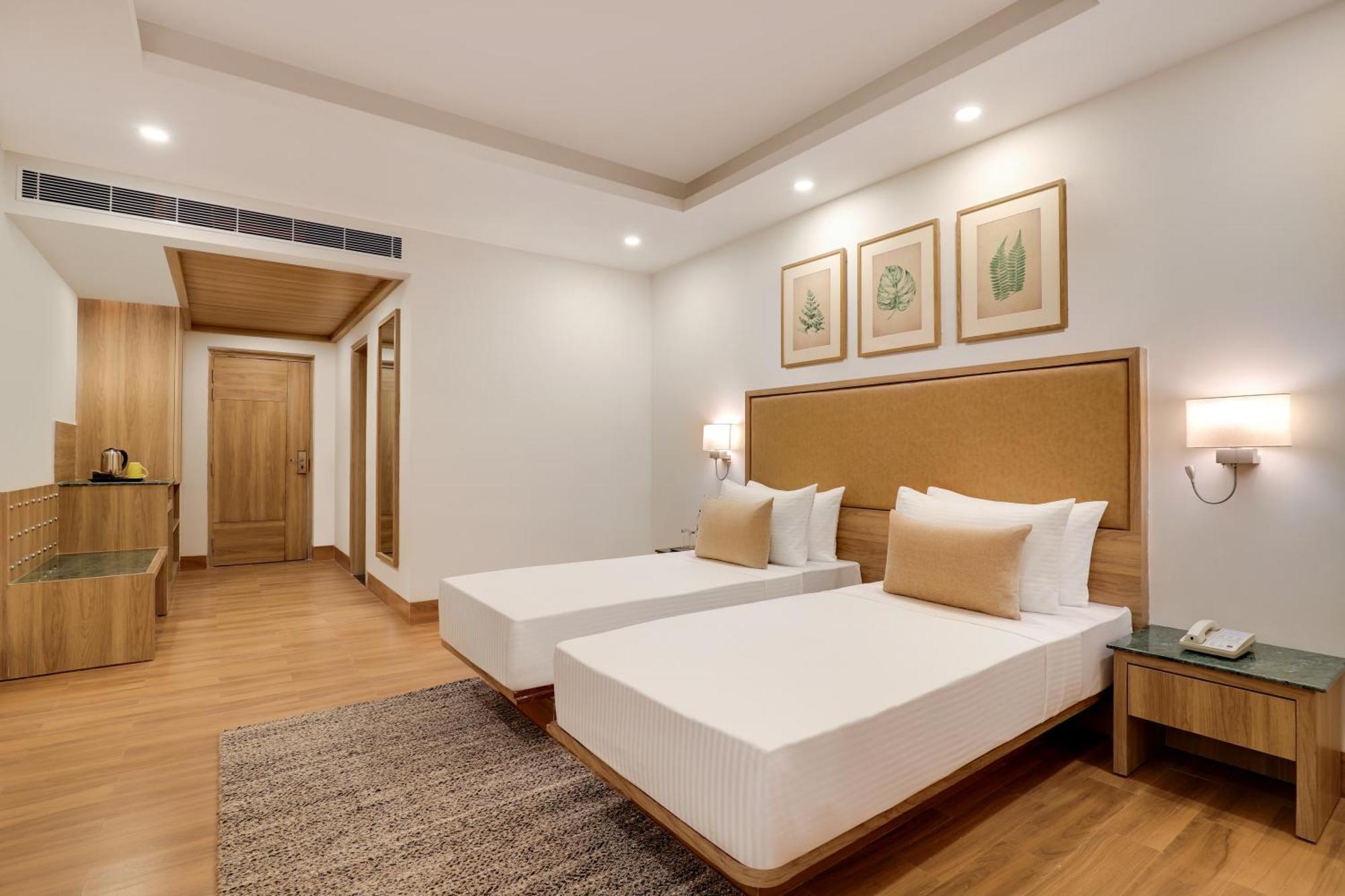 Lemon Tree Hotel, Rishikesh Exterior photo